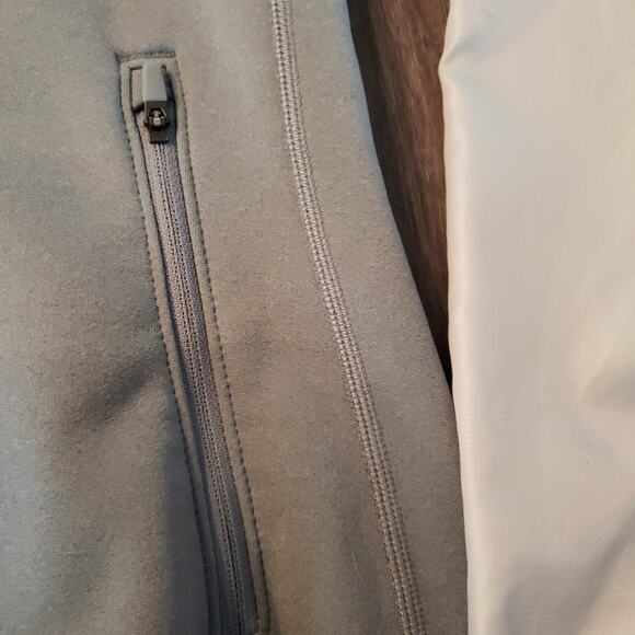 Nike Women's SM Therma-Fit Front Zip Jacket - Picture 3 of 5